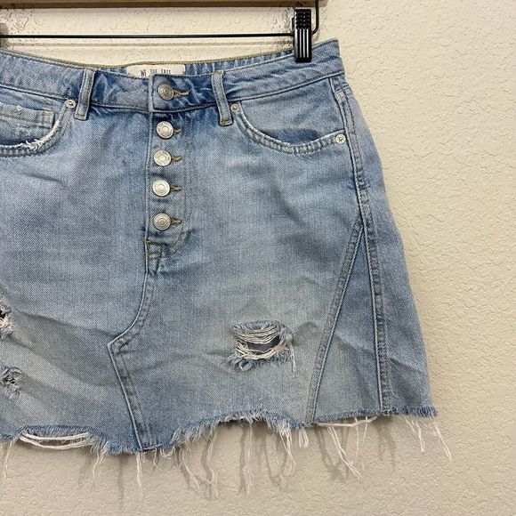 FREE PEOPLE WE THE FREE Distressed Denim Mini Skirt Button Fly Ripped - Picture 4 of 12